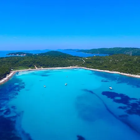Tatil Evi House With A Parking Space Veli Rat, Dugi Otok - 8096 Veli Rat