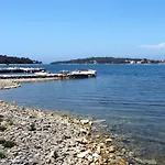 Дом отдыха House With A Parking Space Veli Rat, Dugi Otok - 8096 *